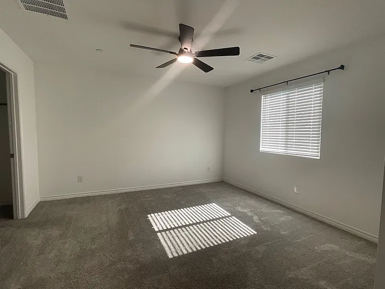 6256 Foxes Dale St — Photo 7