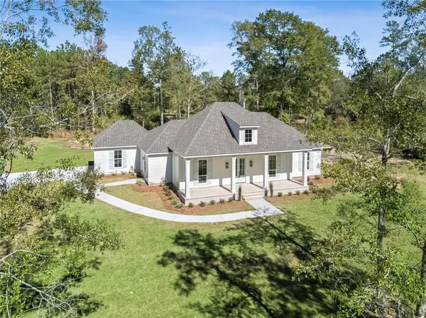 107 Old Creek Rd, Folsom, LA 70437