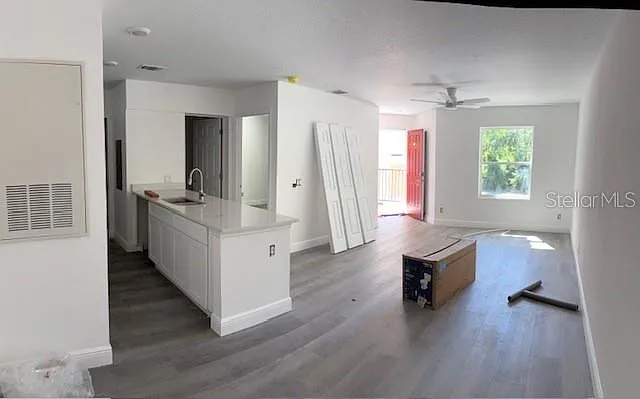3024 Parkway Blvd #201 — Photo 3