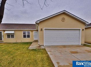 5611 N 26th Pl, Lincoln, NE 68521