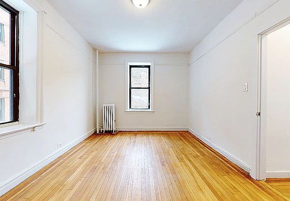 5th image of 254 Seaman Ave #Ab7