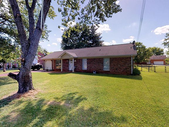 4th image of 108 Bordeaux Ct