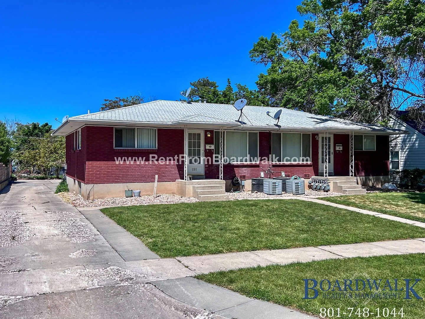 1 bed, 1.0 bath, 900 sqft, $1,000 — Photo 1