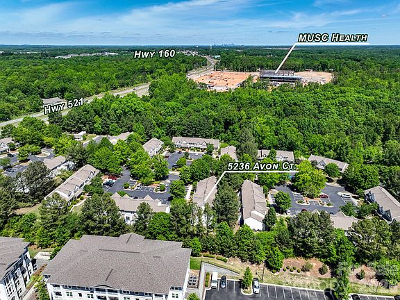 3rd image of 5236 Avon Ct