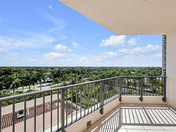 5th image of 23850 Via Italia Cir APT 501