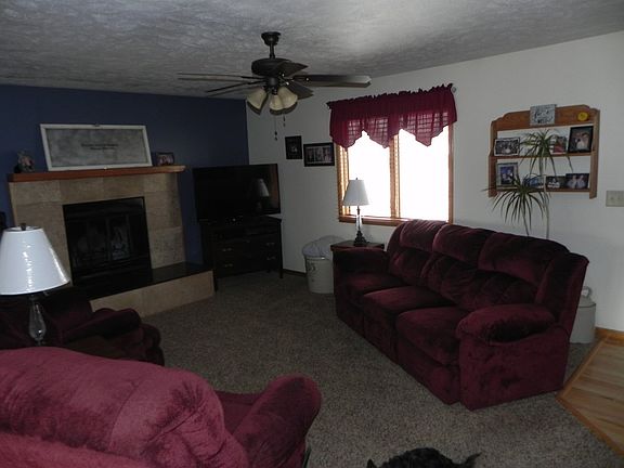 3rd image of 1825 Freedom Dr