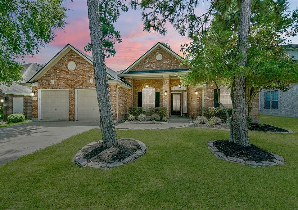 1st image of 12626 Brazos Bend Trl