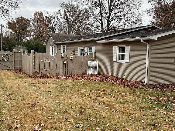 3rd image of 6 Valley Forge Dr