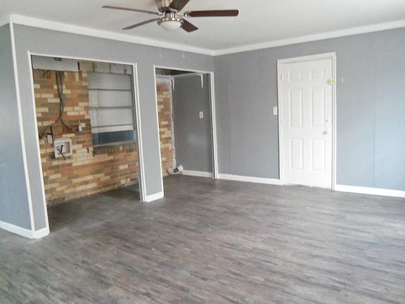 2nd image of 2908 Harlan Dr