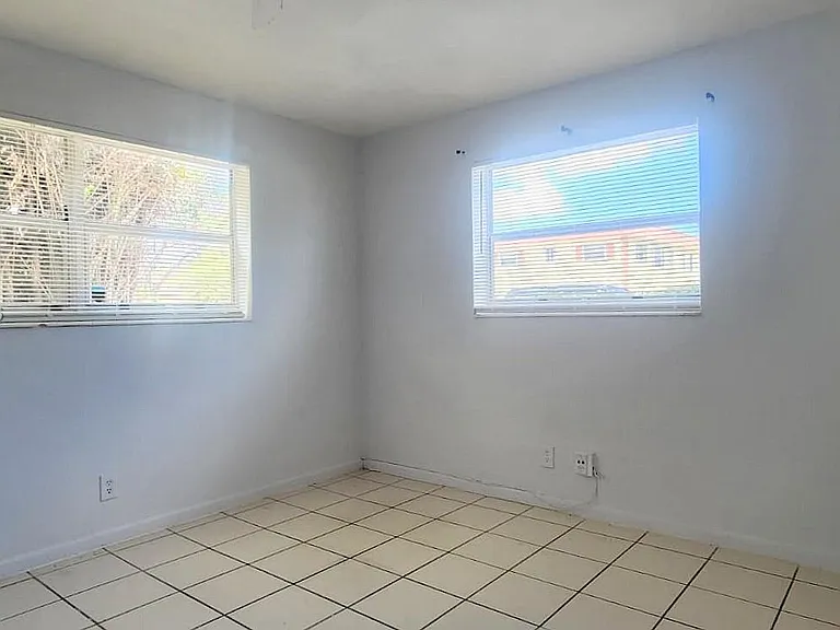 5281 SW 90th Way #1 — Photo 7