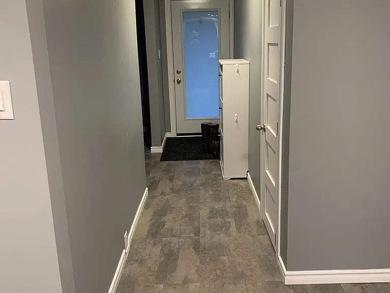 19 Hamel Ave — Photo 2