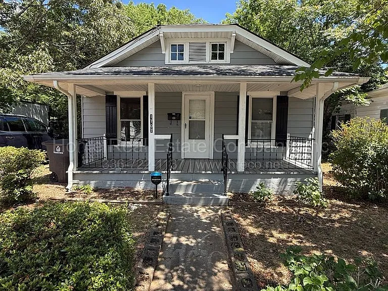 1707 Chapel St — Photo 1
