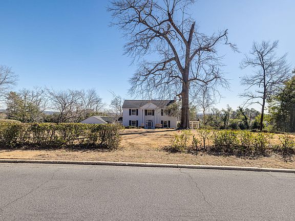 2nd image of 600 Hickman Road