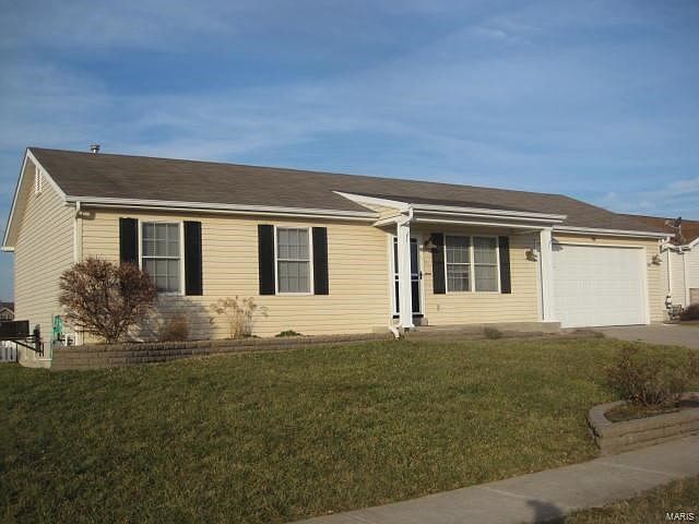 1st image of 460 Fawn Run Dr