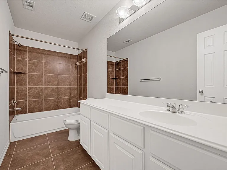 5331 Seabird St — Photo 34