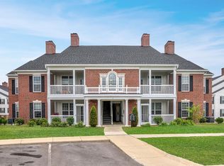 1016 W Summerfield Glen Cir, Ann Arbor, MI 48103