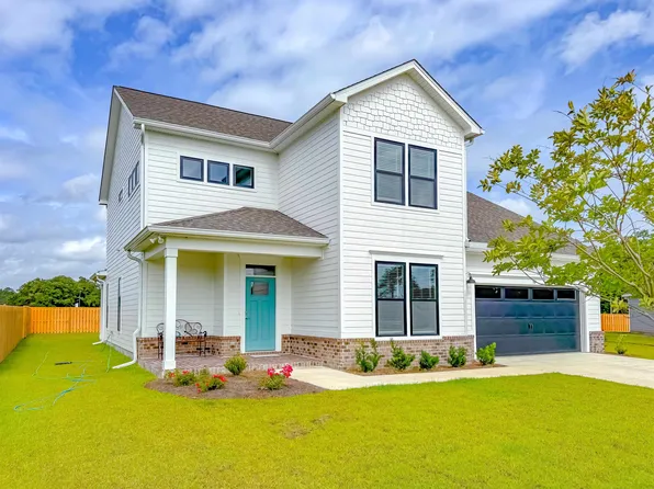 94 Springdale Dr, Crawfordville, FL 32327