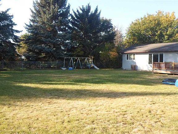 5th image of 3549 Norman Dr
