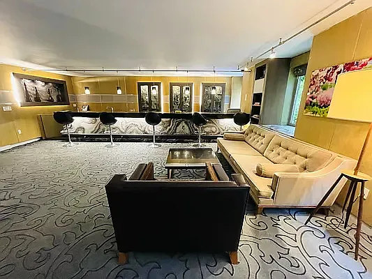 Rented by BATTERY PARK CITY RESIDENTIAL LLC | media 25