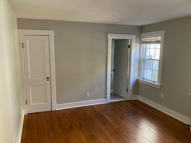 271 Cazenovia St #5 — Photo 7