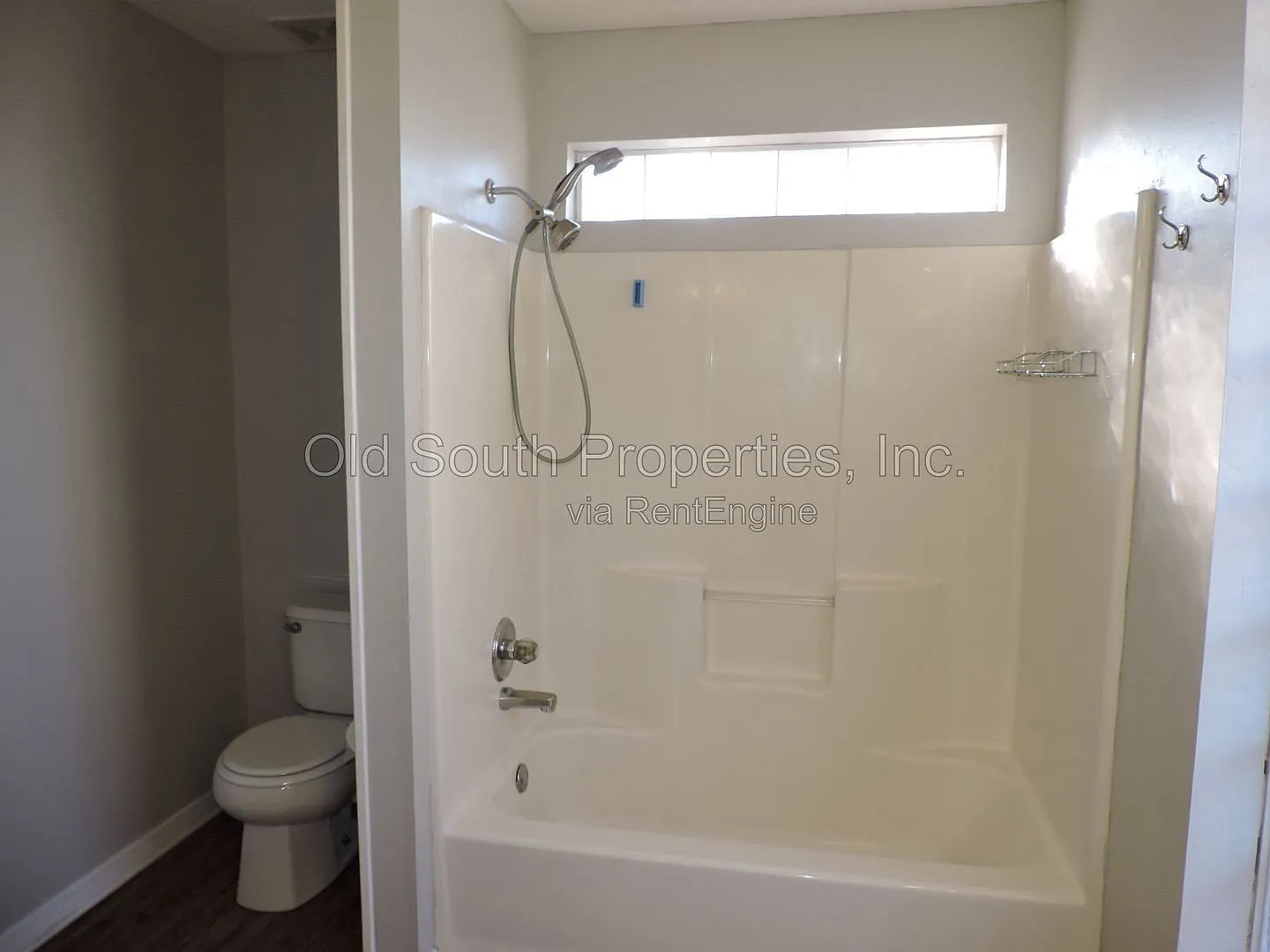 3 bed, 2.5 bath, 1907 sqft, $1,895 — Photo 4