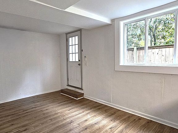 2nd image of 1067 Lanier Blvd NE #B
