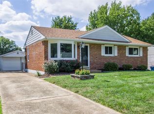 10744 Cathy Dr, Saint Louis, MO 63123