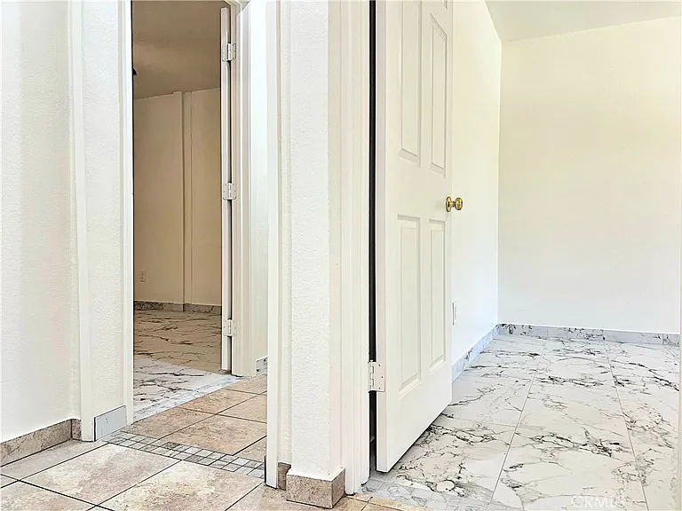 1143 Elizabeth Lake Rd — Photo 24