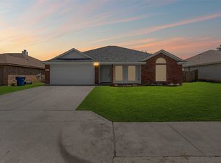 521 Pine St, Crowley, TX 76036