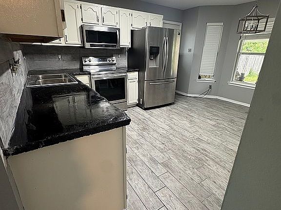 3rd image of 61470 Nellie St