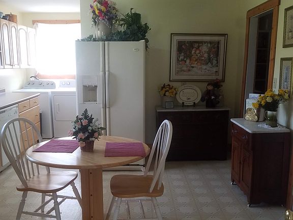 KITCHEN,LAUNDRY