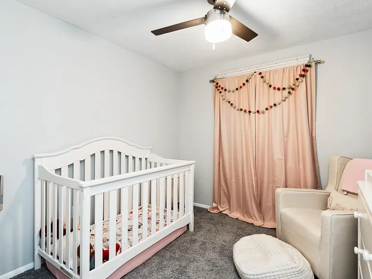 937 Marine Dr — Photo 14