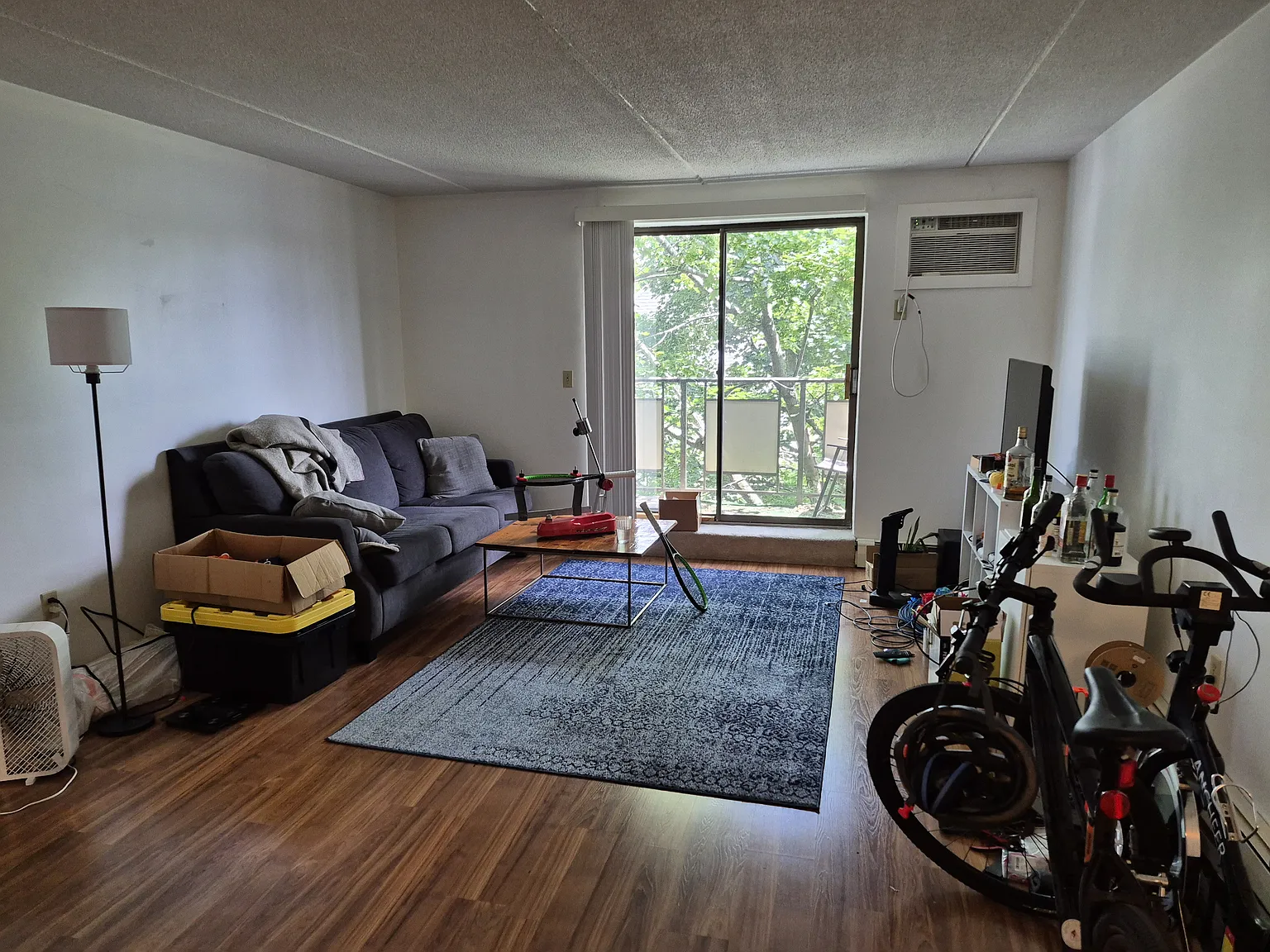2 bed, 775 sqft, $2,600 — Photo 2