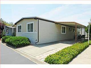 3rd image of 55 Creekside Dr #55
