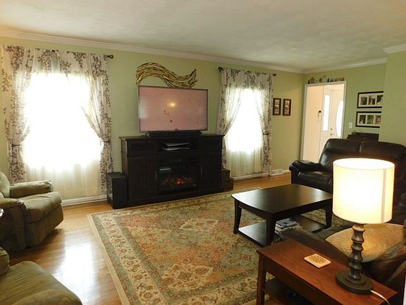 5th image of 5558 Cynthia Dr
