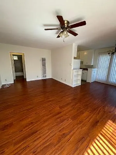 1 bed, $2,100 — Photo 4