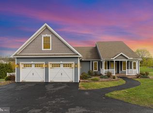 16 Fawn Ln, Newport, PA 17074