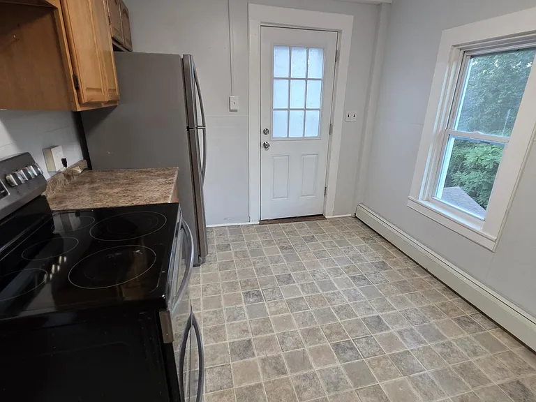627 N Main St #2 — Photo 23