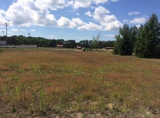 134 Poplar Rd, Pellston, MI 49769