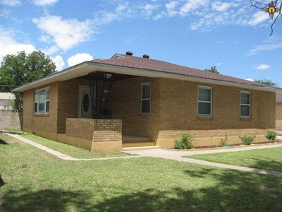913 N Edwards St, Carlsbad, NM, 88220