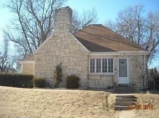 716 S Jefferson St, Junction City, KS 66441