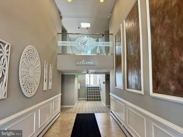 9300 Atlantic Ave APT 204, Margate City, NJ 08402