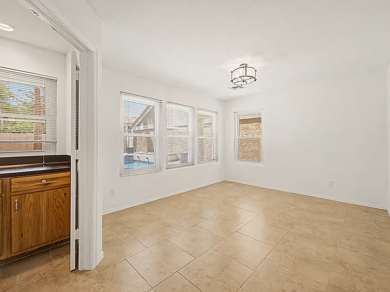 11884 N 112th Way — Photo 9