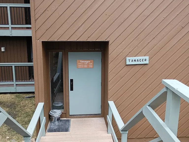 433 Wild Irishman Rd #1039 — Photo 17