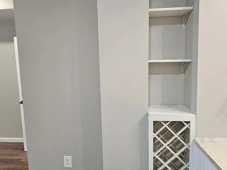 1728 Spence St — Photo 3