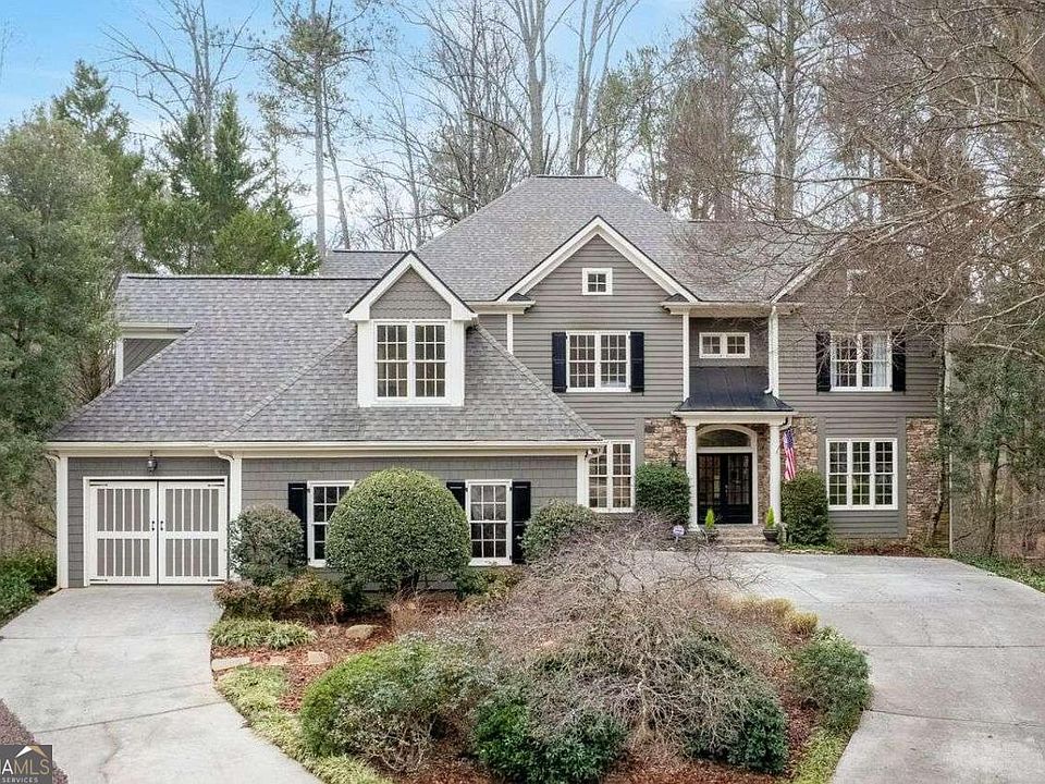 1st image of 140 Charleston Cir