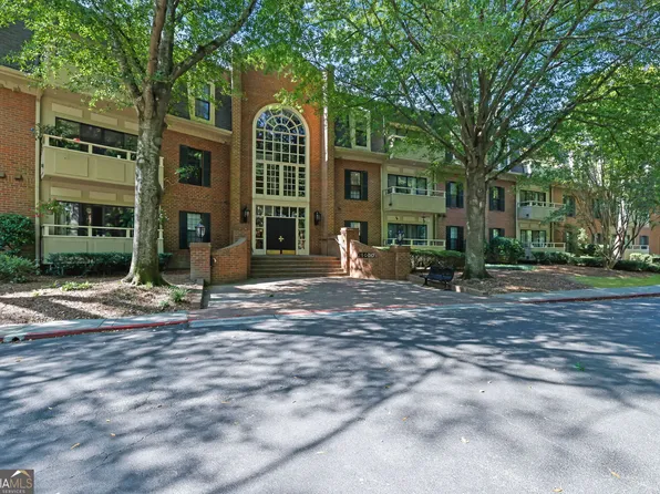 25216 Plantation Dr NE, Atlanta, GA 30324