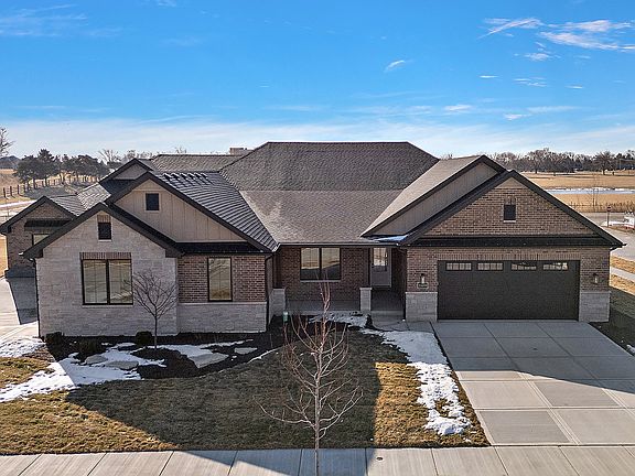4th image of 11059 Lizmore Ln #39B