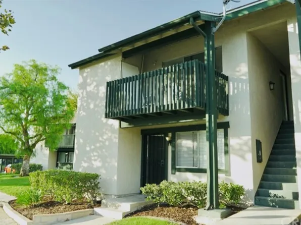 23232 Orange Ave, Lake Forest, CA