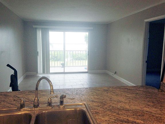 4th image of 2885 Palm Beach Blvd APT A103